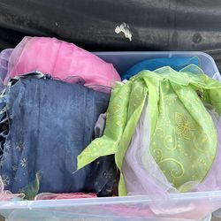 10 princesses Dresses, various sizes