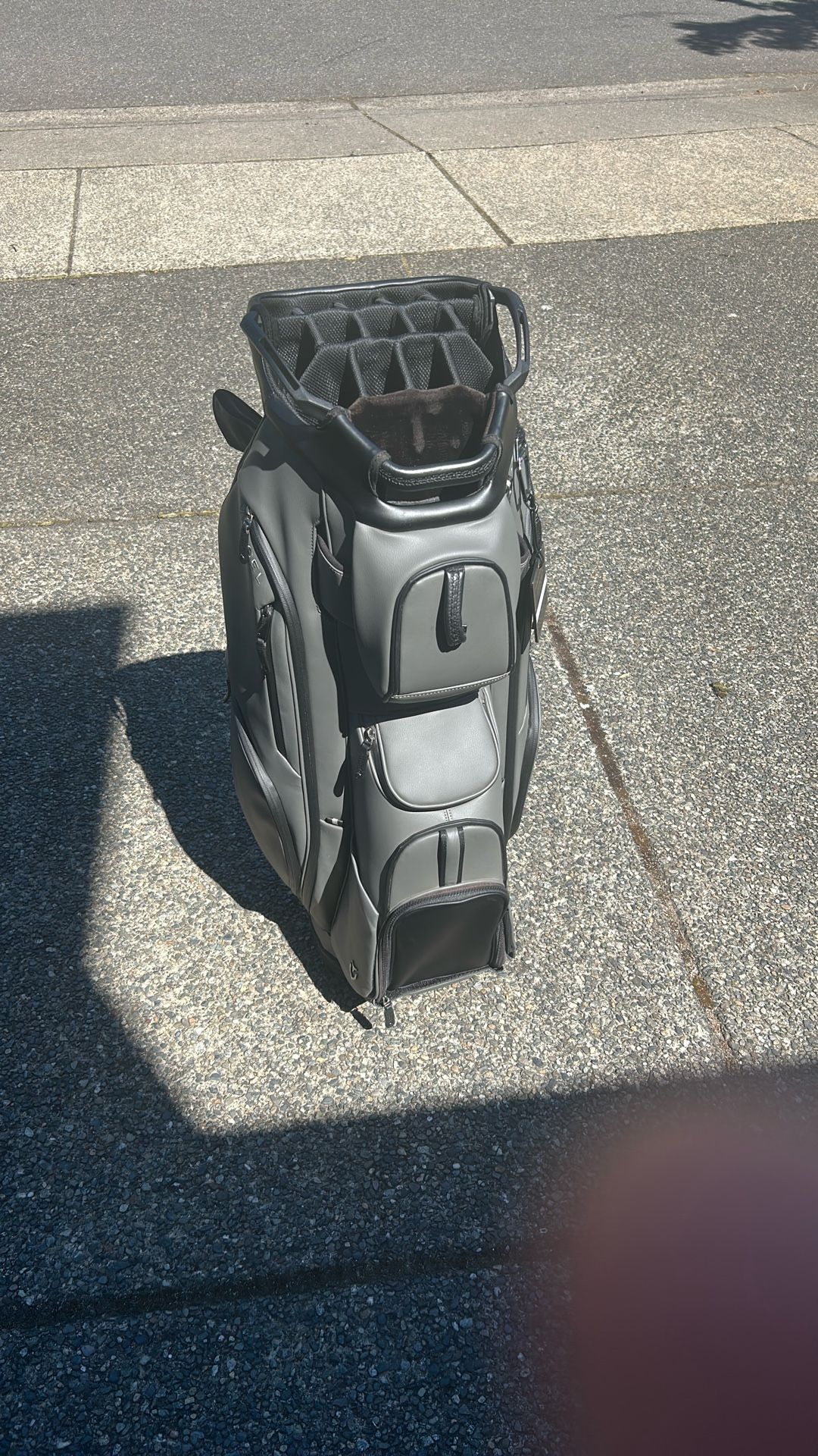 Vessel 2.0 Lux Cart Bag