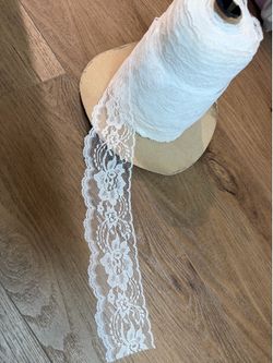 White lace trim with floral design #lace #floral about 100 yards