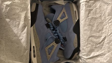 Size 10.5 Air Jordan 4 Retro University Blue