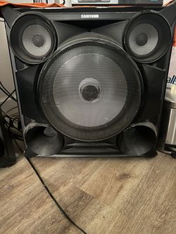 Samsung floor speakers