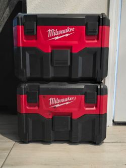 Milwaukee M18 vacuums