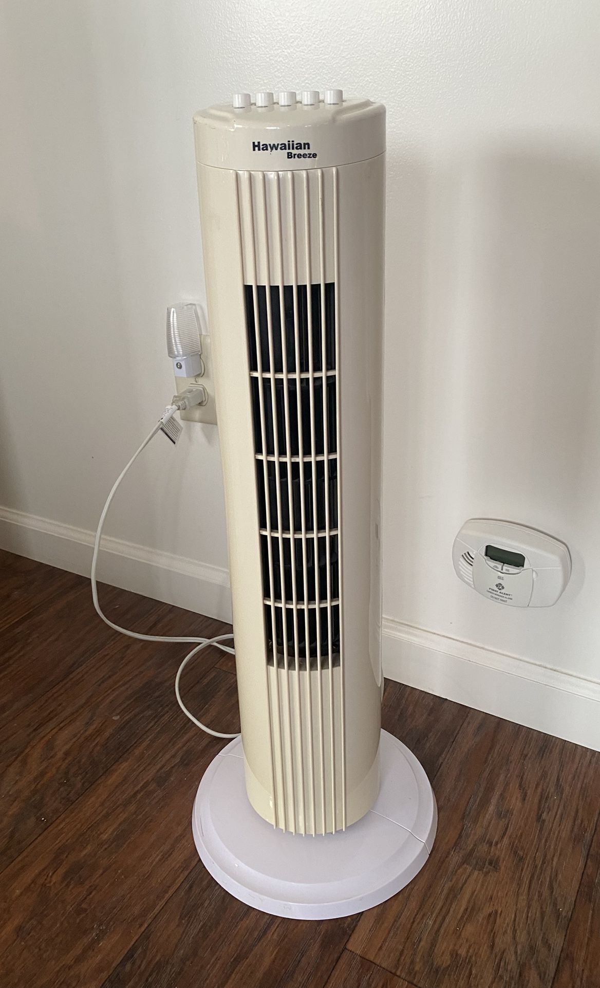Hawaiian Breeze Tower Fan