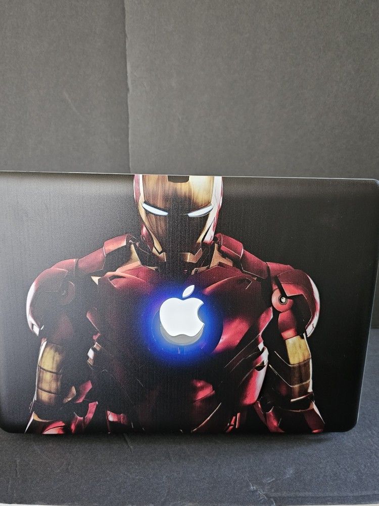 Macbook Pro Laptop Macbook 500GB SSD, 8GB RAM, Logic Pro X Installed, Office Installed
