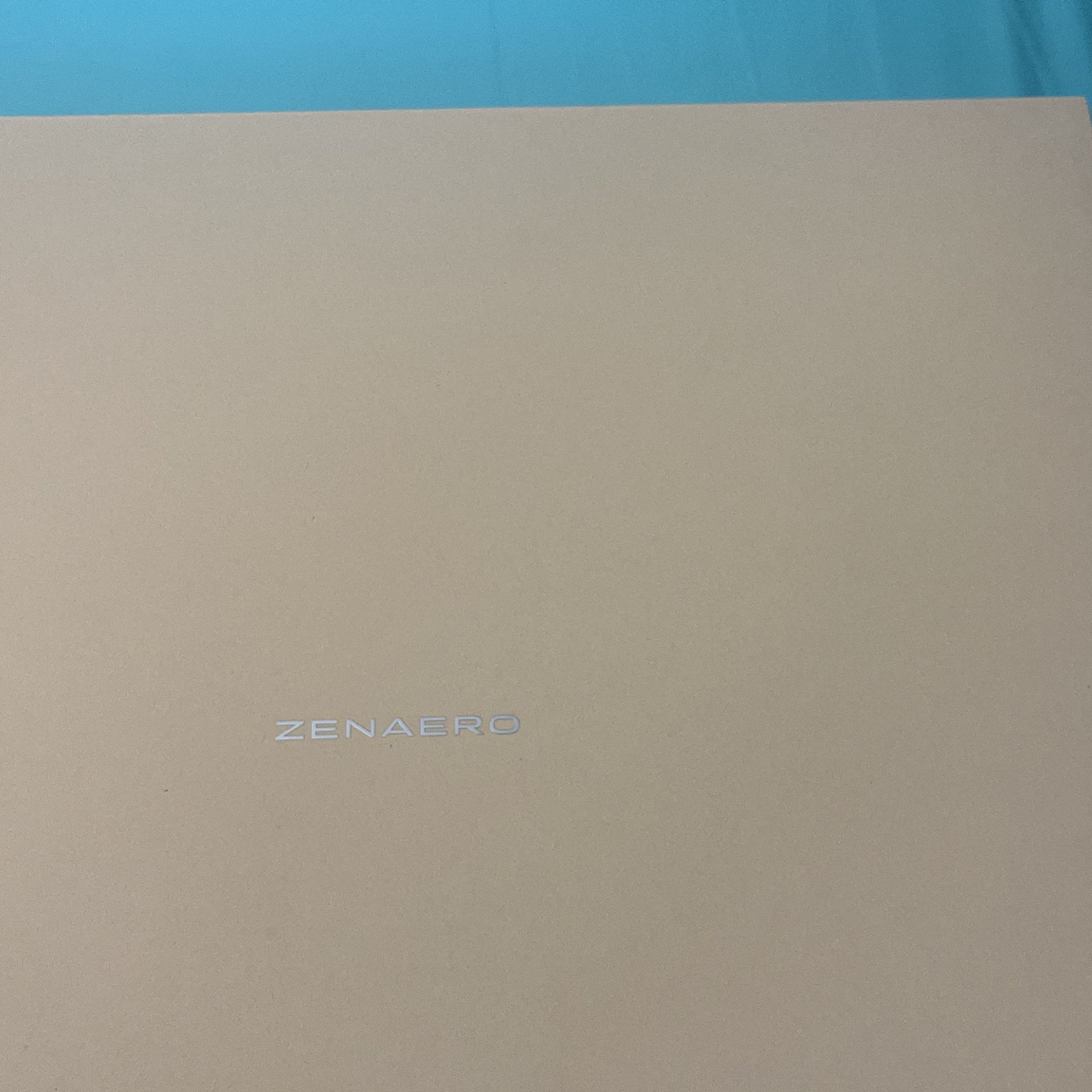Zanaero Laptop  The 15,6  16gb 