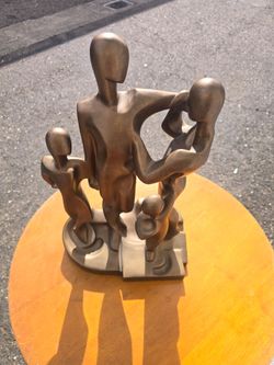 Austin Productions "Family Values" sculpture