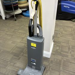 Used Windsor Sensor S15 Upright Vacuum