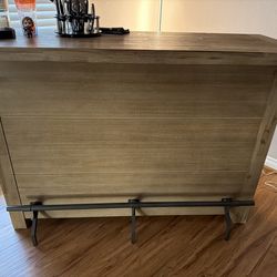 Home Bar w/2 Stools