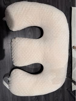 Twin Z nursing pillow
