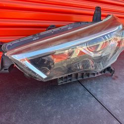 2014-2020 Toyota 4Runner Front Left Driver Side Halogen Headlight Headlamp OEM