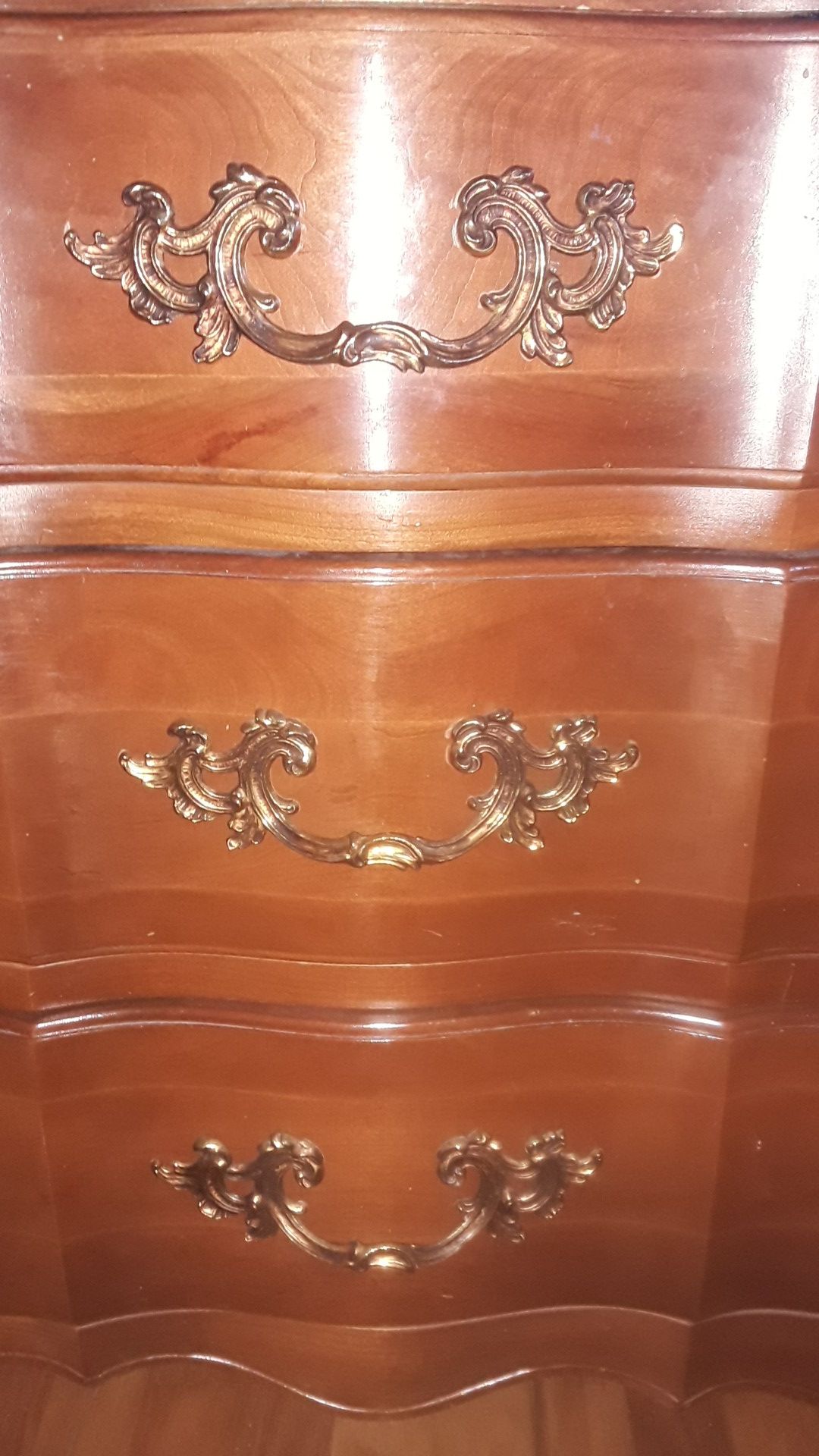 6 peice French Provincial bedroom set