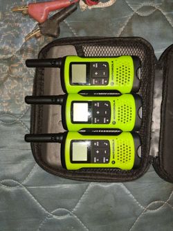 Set of 3 Motorola Talkabout Talkys