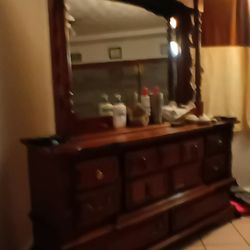 Large Dresser With Nice Mirror Across The Top 