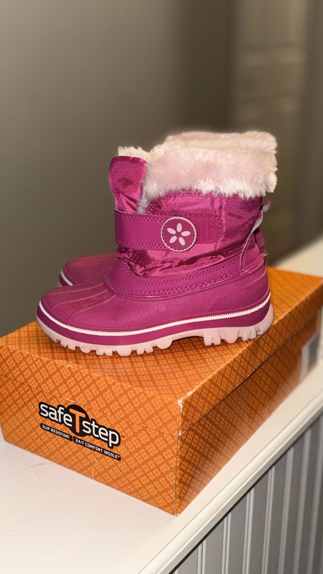 Snow Boots. Child Size 11/12. Pink. Waterproof 