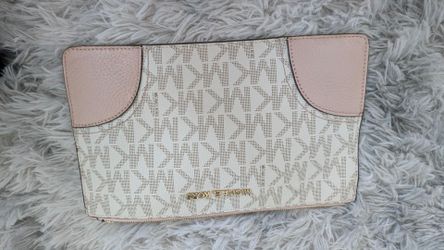 Micheal kors wallet