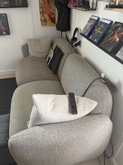 BROYHILL modular Couch