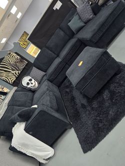 ✨️ Sectionals, 2pc Sofas ✨️ Furniture Queen Bedrooms, Dining Avail