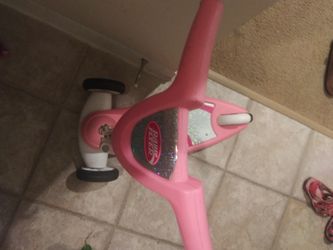 Radio Flyer Scooter Pink Good Condition Negotiable Price