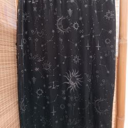 Ladies Romwe Goth Elegant And Romantic Velvet Skirt
