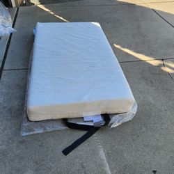 7" Twin size matress