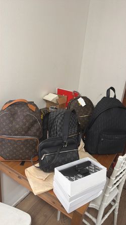 Men bags/ backpacks