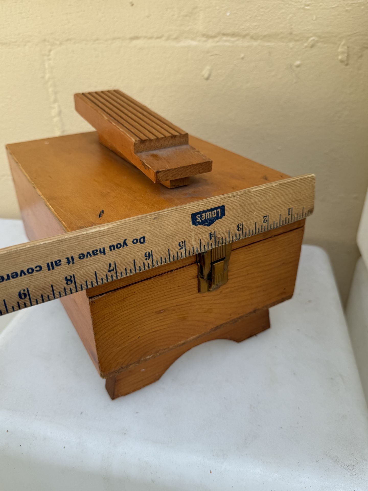 Vintage shoe shine kit in real wood box