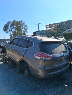 2016 Rogue for parts only