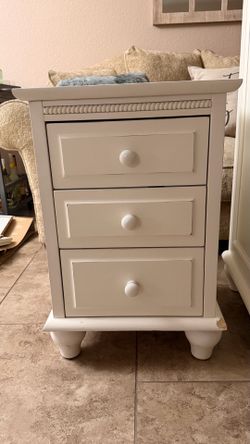 Dresser & Nightstand
