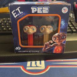 Rare ET PEZ DISPENSERS NEW IN BOX