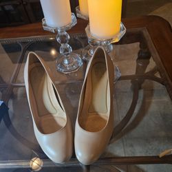 Naturalizer Women's Michelle Pump - Leather - 9W - Never Worn - Taupe