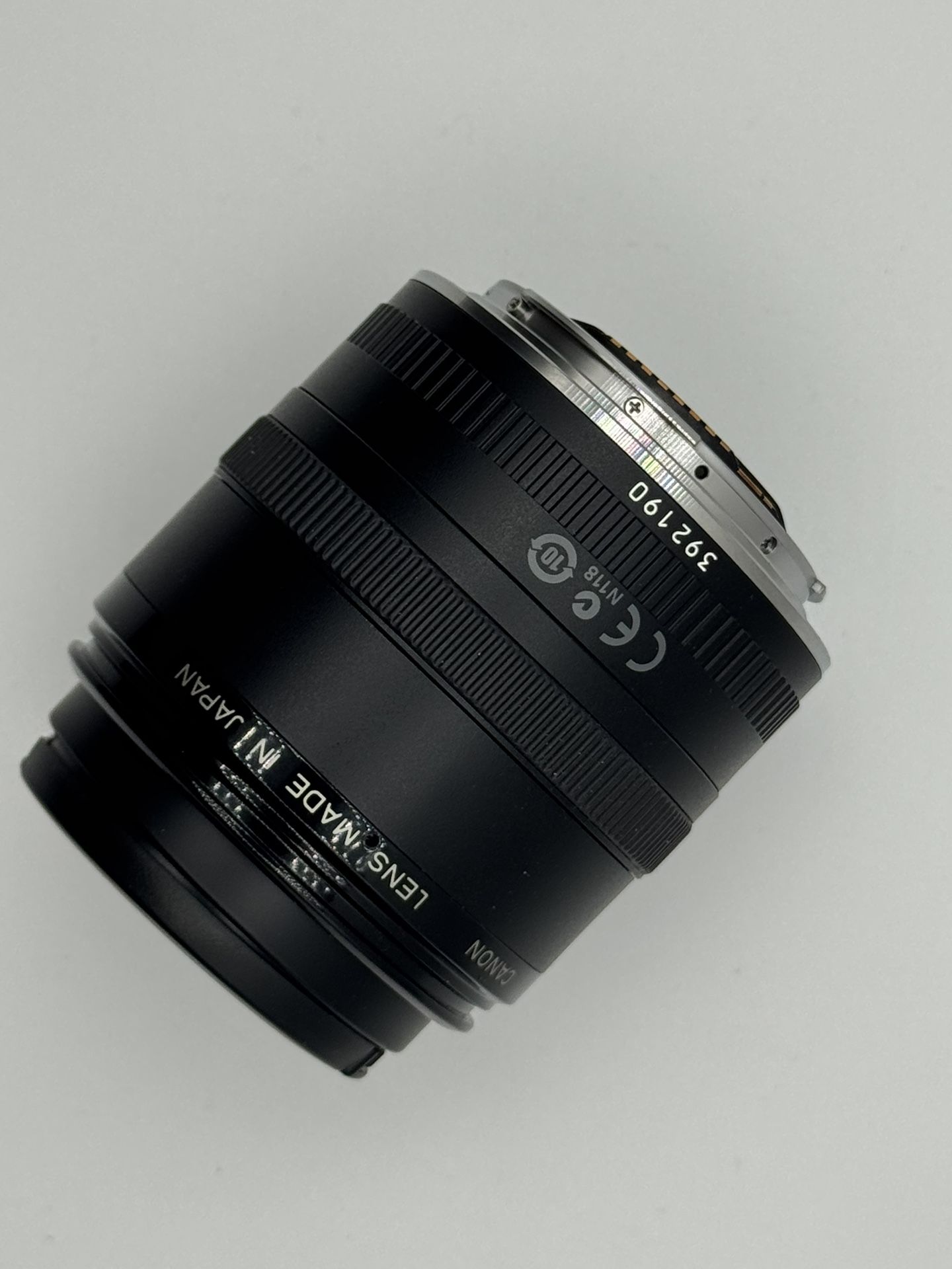 Canon EF 50mm Compact Macro Lens – Sharp Clean