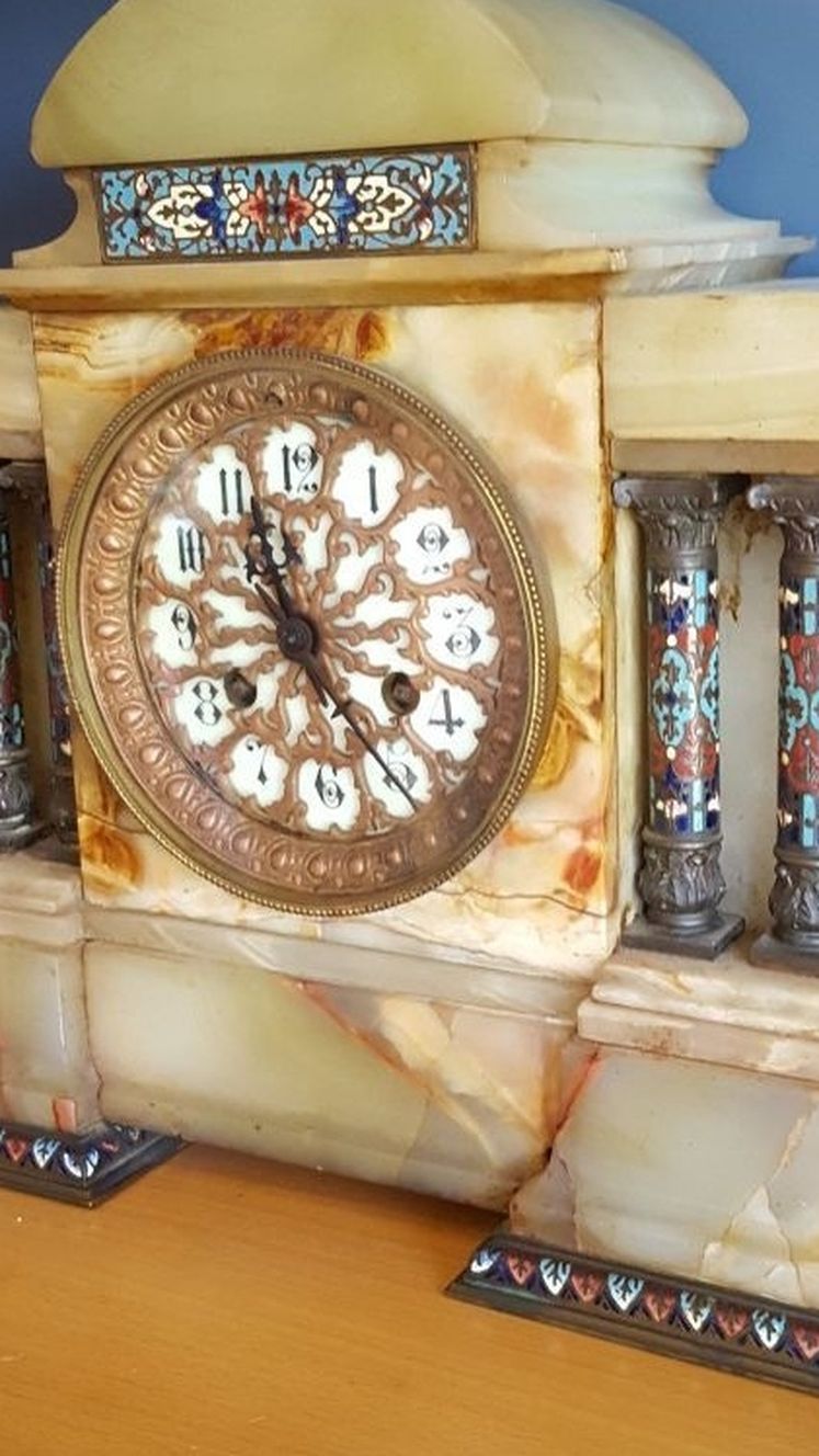 Tiffany antique wind up clock