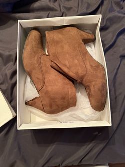 Women shoe size 9