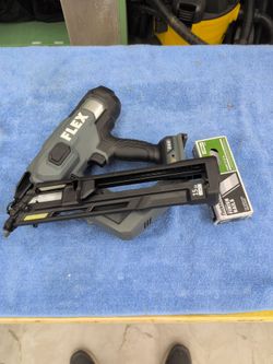 Flex 24 volt  15 gauge angled nail gun with nails