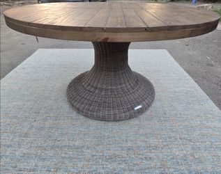 $595!! 🔥 HIGH-END EXTENDABLE ROUND DINING TABLE – FOUR HANDS / KINGSLEY BATE 🔥