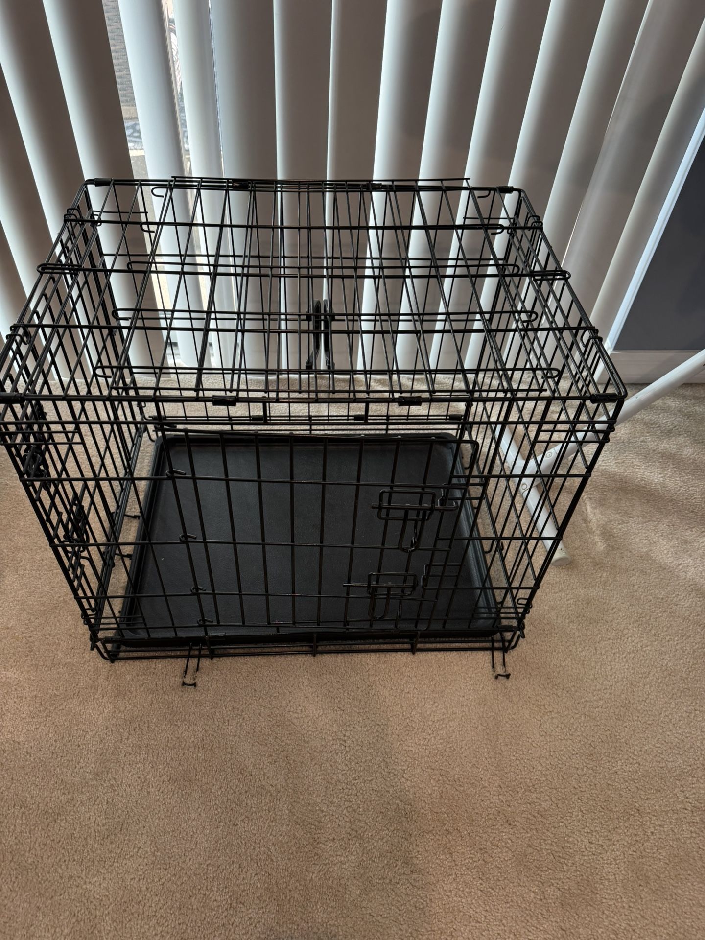 Small Dog Crate In Good Condition