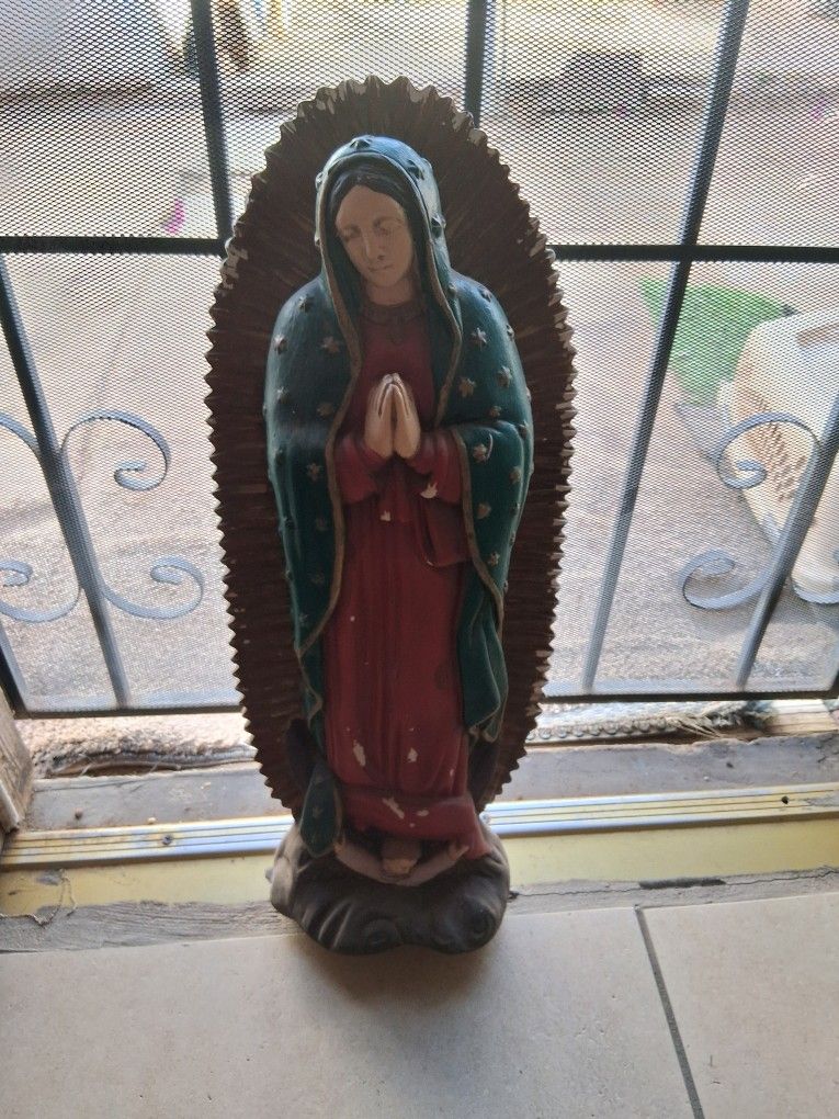 Statues Of Virgin Mary