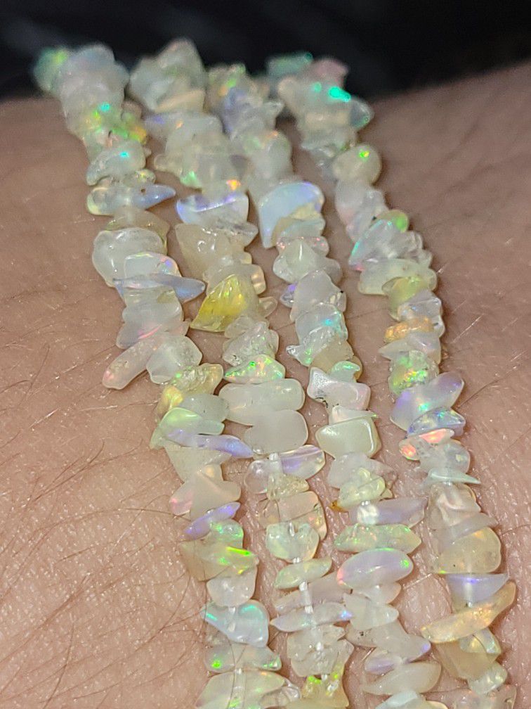 40pcs Natural Ethiopian Fire Opal Beads 4-7mm Pre-Drilled Polished Beads 
