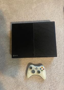 Xbox One Console with Controller