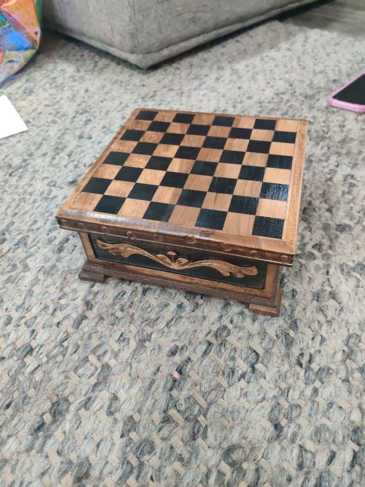 Unique Wooden Puzzle Chess Set With Metal Black & Silver Chess Pieces