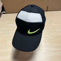 Nike Golf Hat Adjustable Black White Green Color