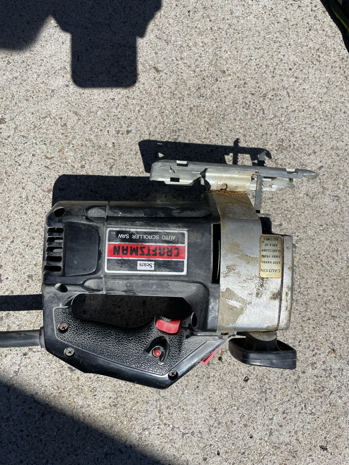 Craftsman circular Scroller Saw. Comes with blade