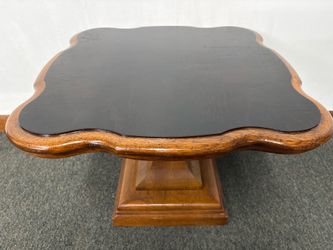 Vintage Thomasville Accent / End Table – Solid Wood Pedestal Base
