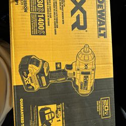 Dewalt XR drill