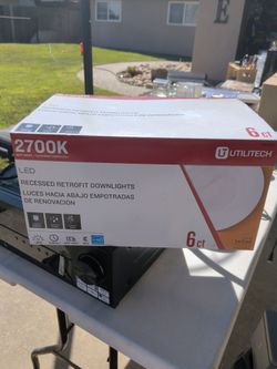 Utilitech LED Recessed Retrofit Downlights 6-Pack