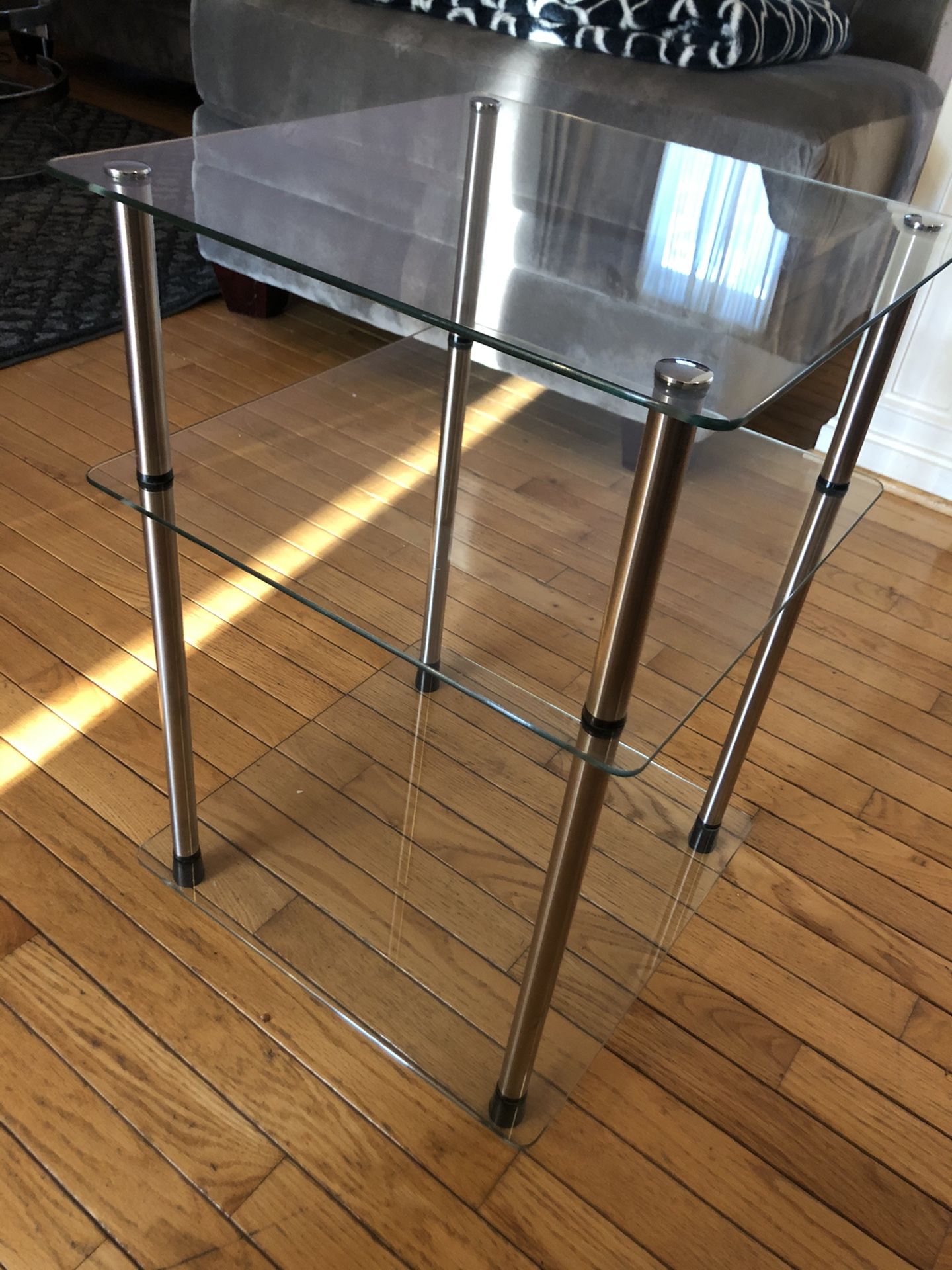 Glass end/console table