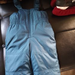 12-month-old Carter's Baby Bibs For The Snow
