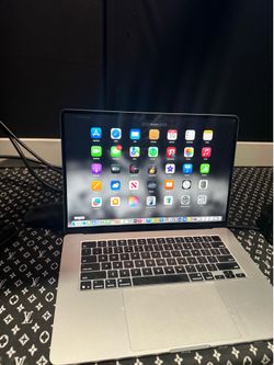 New 2025 MacBook m4 air 15 inch 24GB w/ Box