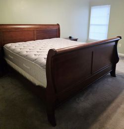 King Bedroom Set