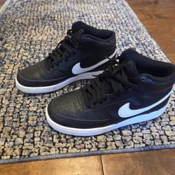 Women's Nike Court Vision Mid, Size 8.5